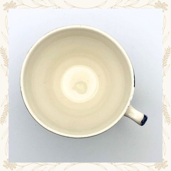 Vintage Johnson Brothers "Willow" Blue & White Teacup & Saucer Set - Picture 8 of 10